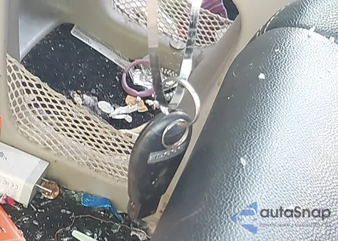 2018 Dodge Grand Caravan Sxt z USA, uszkodzony, nr VIN 2C4RDGCG5JR361003